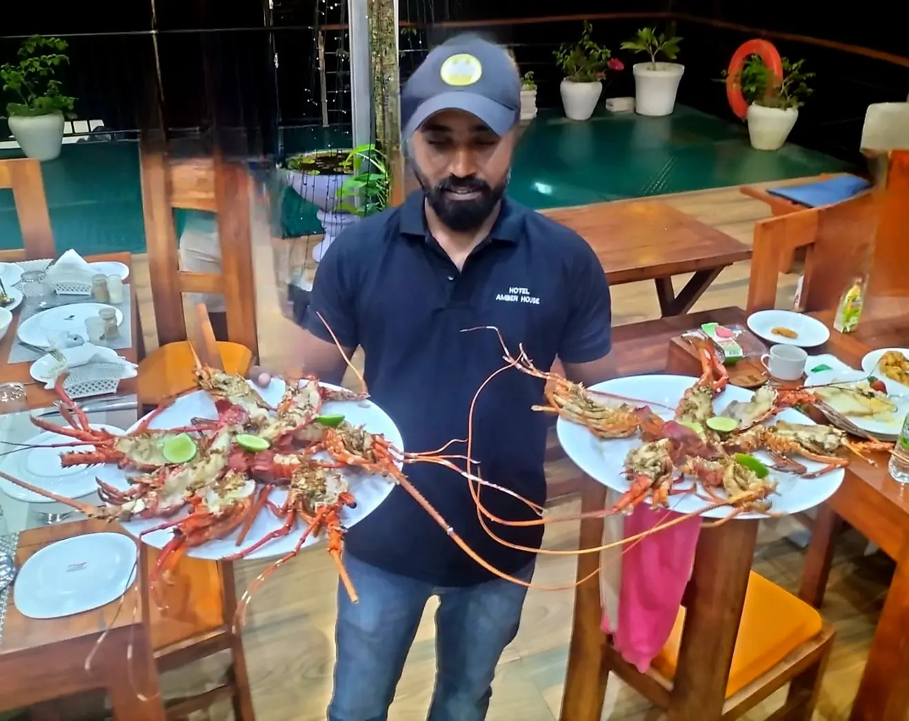 chef nuwan plates lobsters